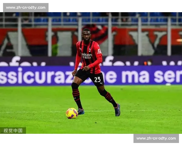 尤文双线追击米兰双星!托莫里续约僵局成突破口,特奥转会博弈升级