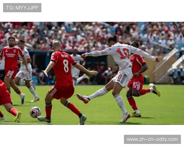 叉车工门将丢 10 球仍获拜仁点赞：业余门将的世俱杯坚守