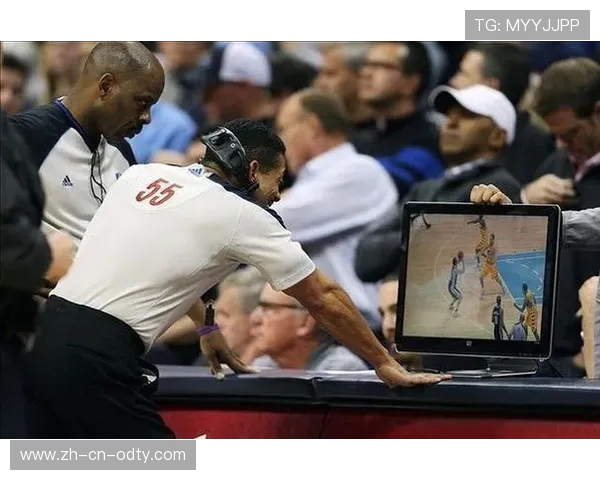 NBA季后赛裁判报告：争议判罚解读_20260523195118
